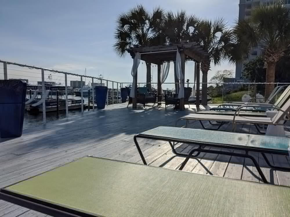 Inn On Destin Harbor, Ascend Hotel Collection Exteriör bild