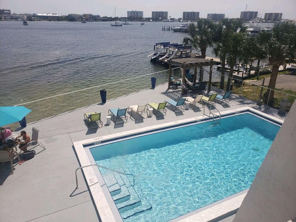 Inn On Destin Harbor, Ascend Hotel Collection Exteriör bild