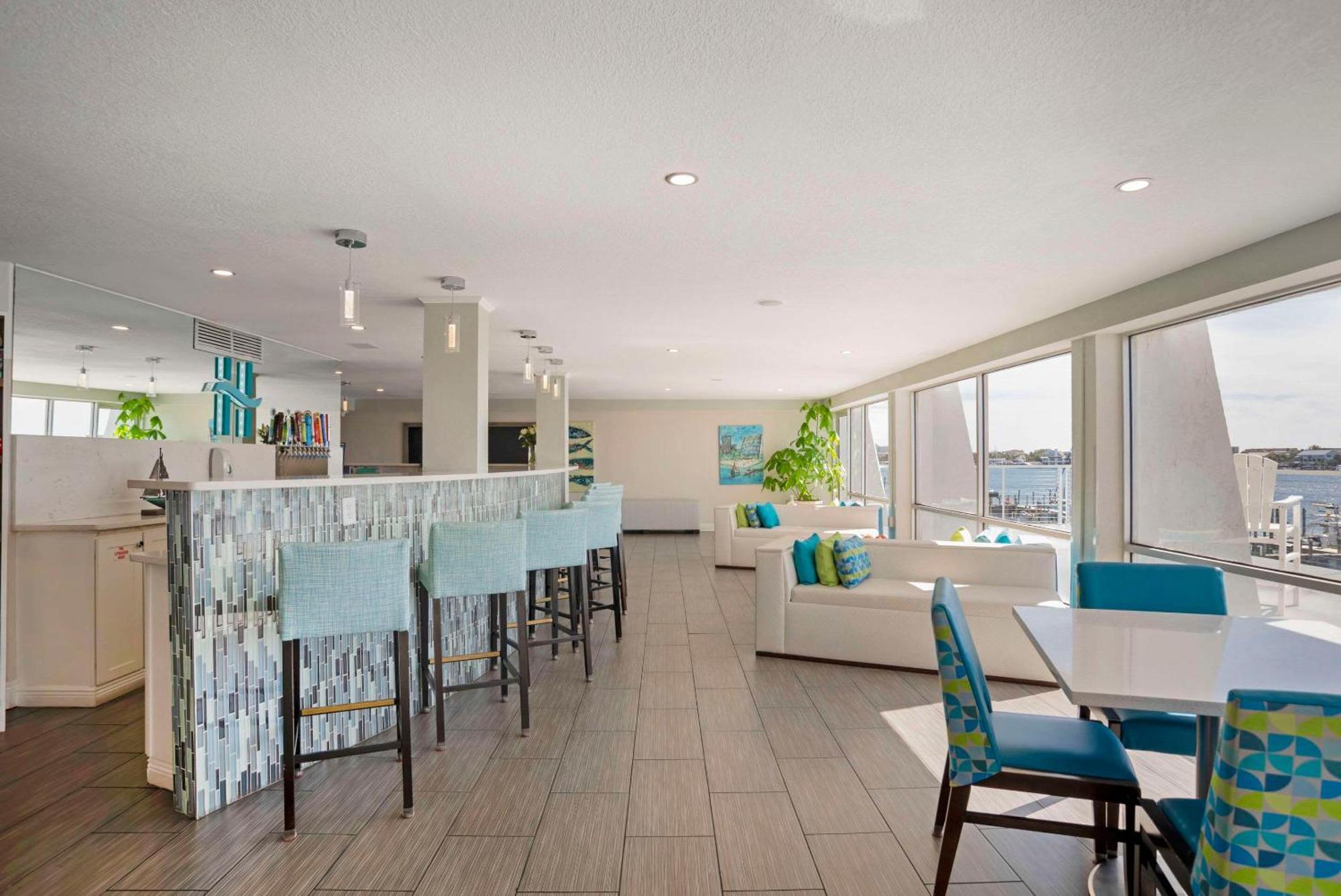 Inn On Destin Harbor, Ascend Hotel Collection Exteriör bild